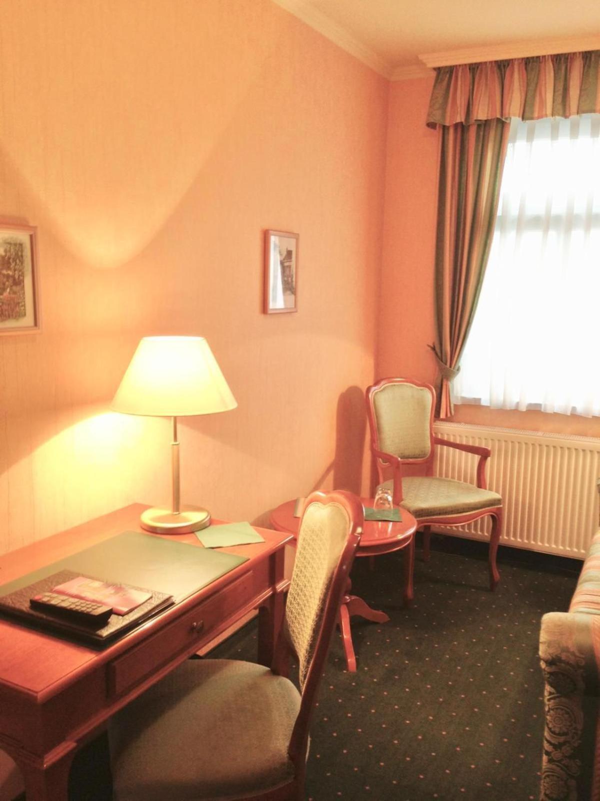 Pension Alter Kutschenbauer Wernigerode Oda fotoğraf
